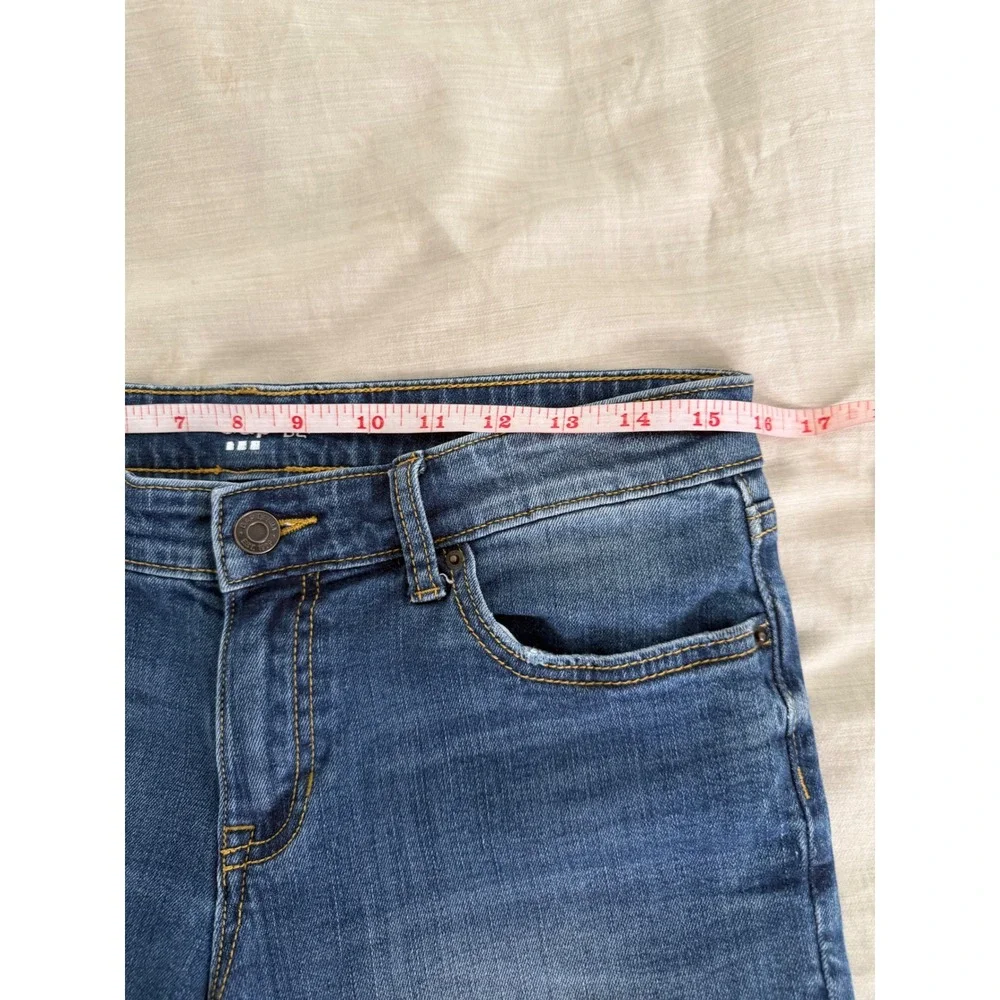 Gap Bermuda Jean Shorts Size 4 Medium Wash Y2K Coastal Casual‎ Denim